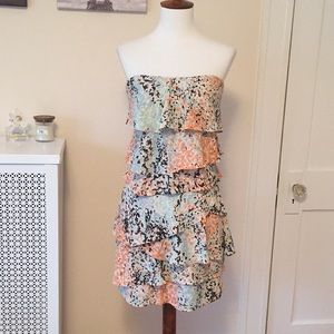 BCBG strapless dress, new.